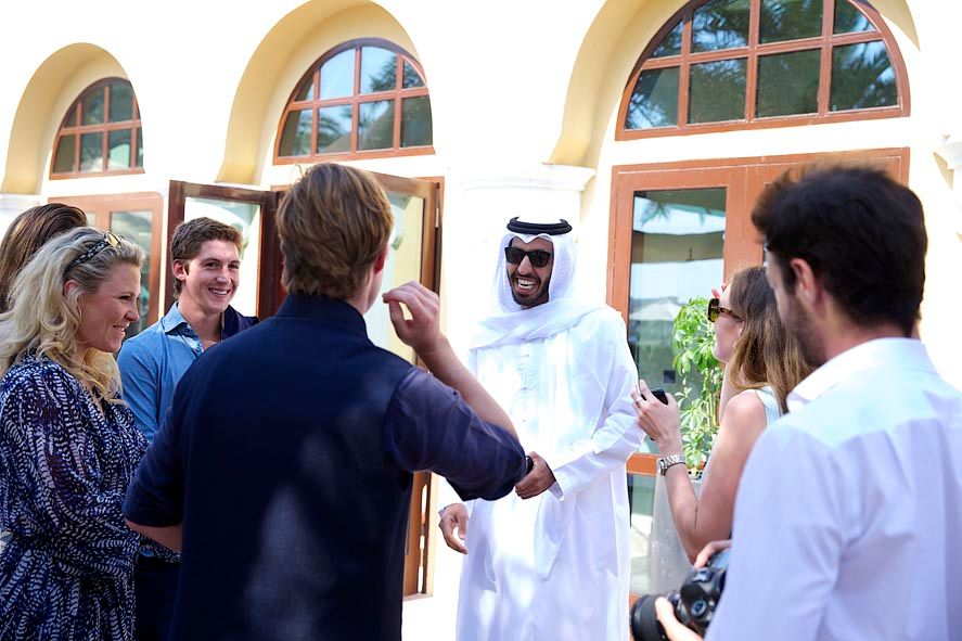 Ludzie w Zjednoczonych Emiratach Arabskich