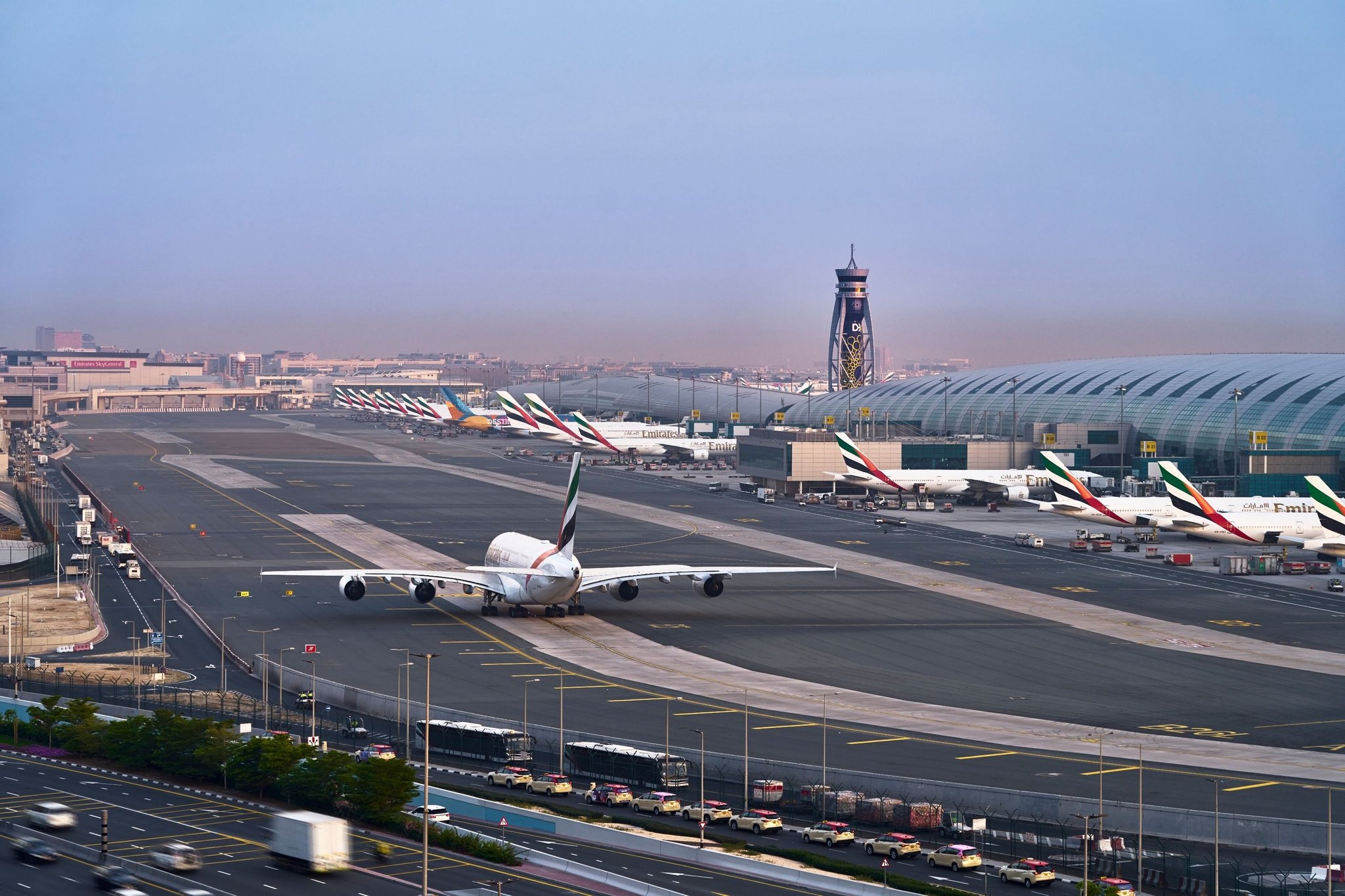 AIRPORTS IN DUBAI visual data 4