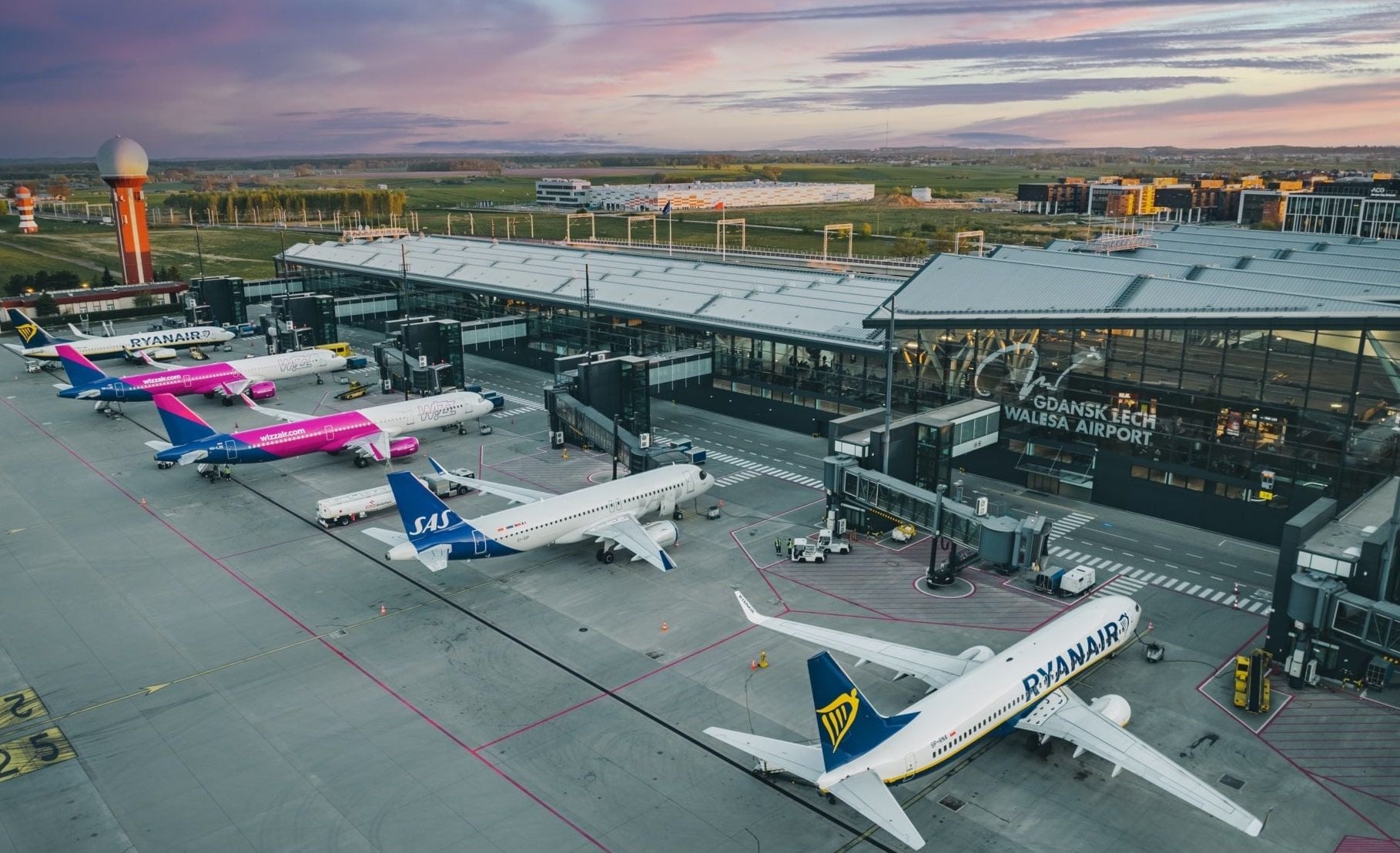 Dynamic Car Rental Airport Gdansk Picture for Desktop