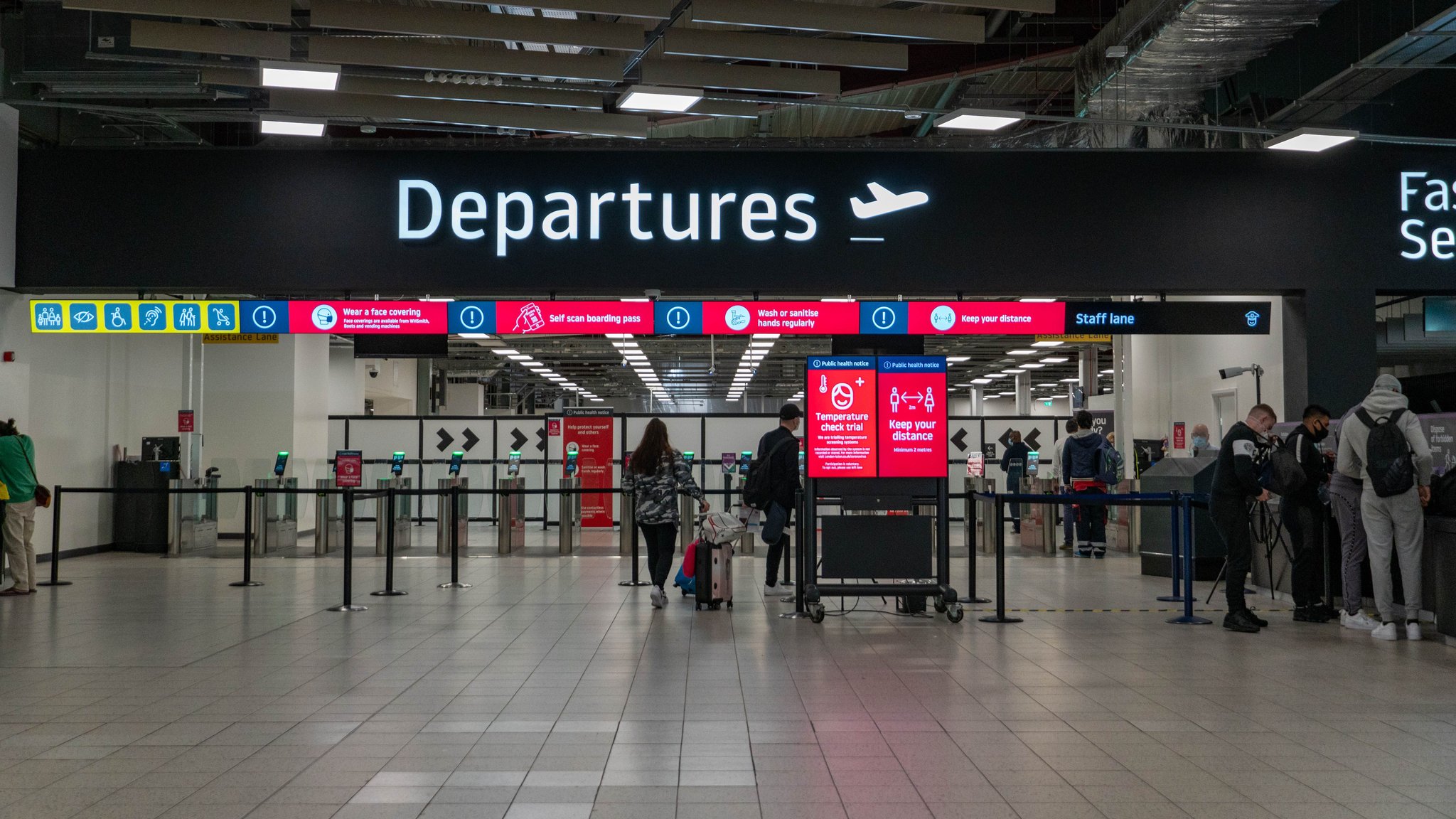 how-to-get-from-abu-dhabi-to-dubai-two-continents-two-continents