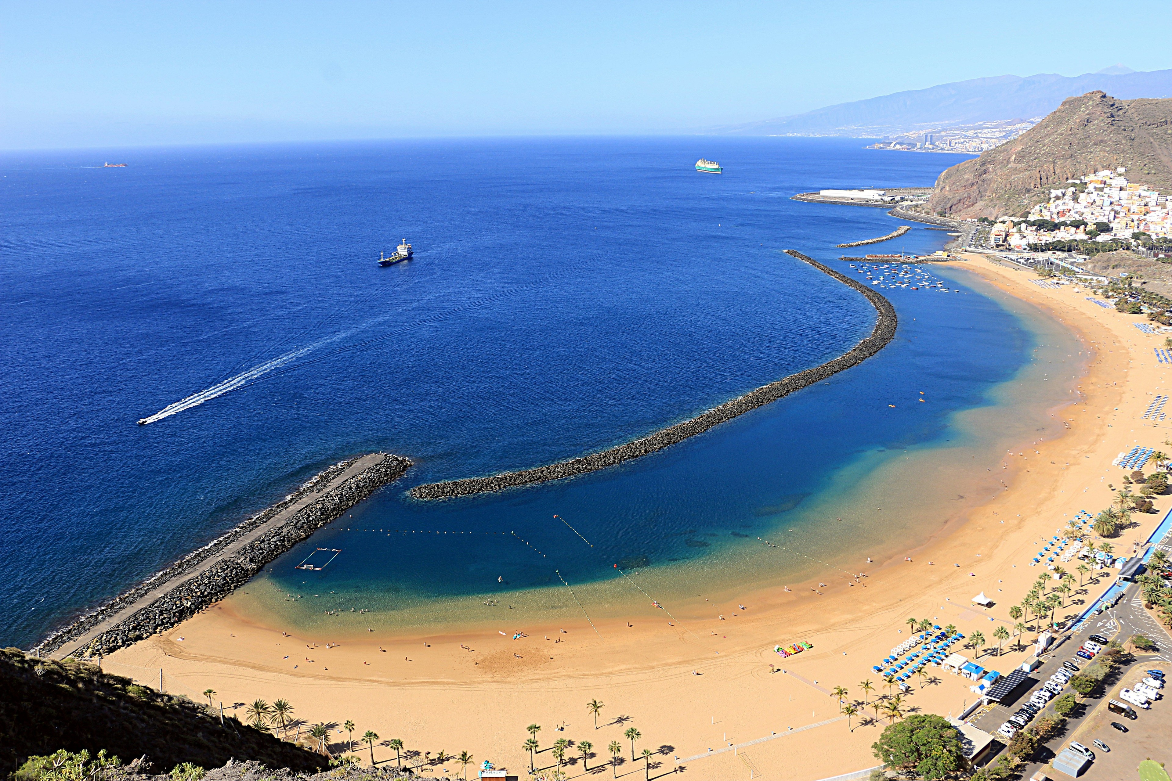 Playa de Las Teresitas