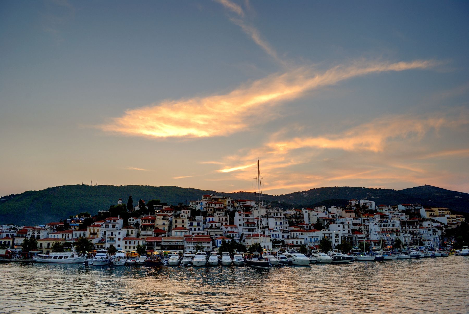 Port w Skiathos