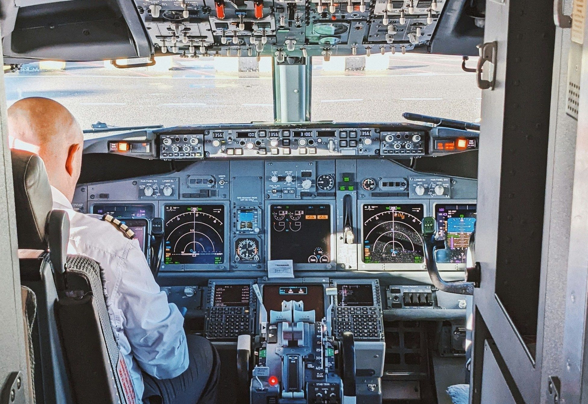 Mandatory alcohol testing for pilots and flight attendants in Serbia