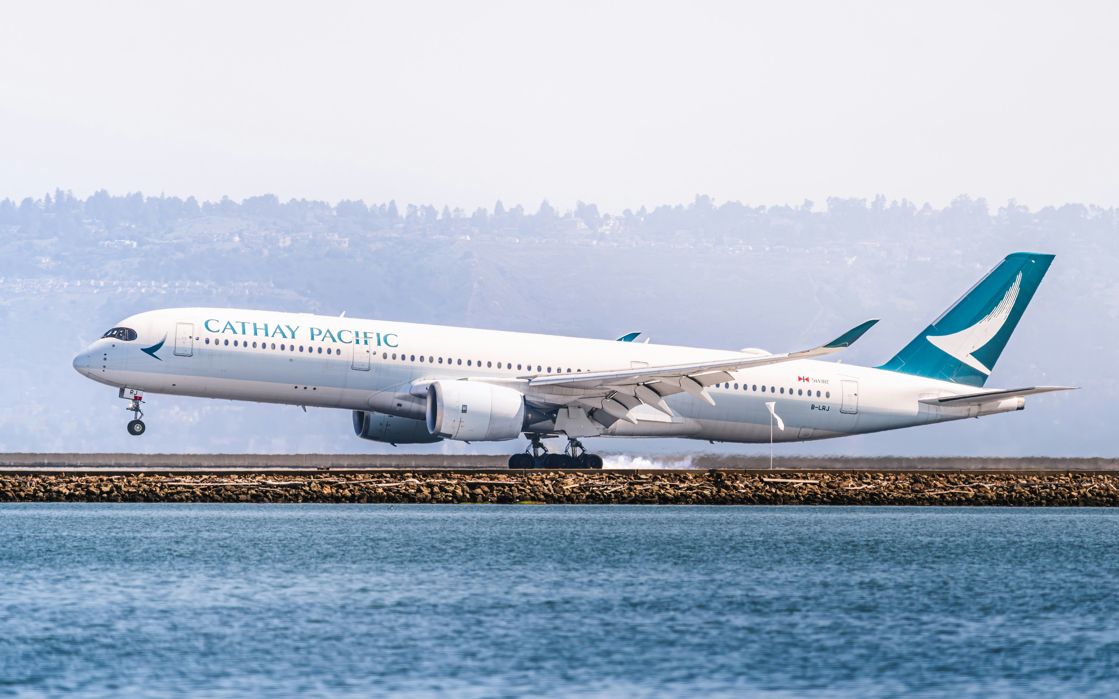 Cathay Pacific Airways has the best economy class in the world