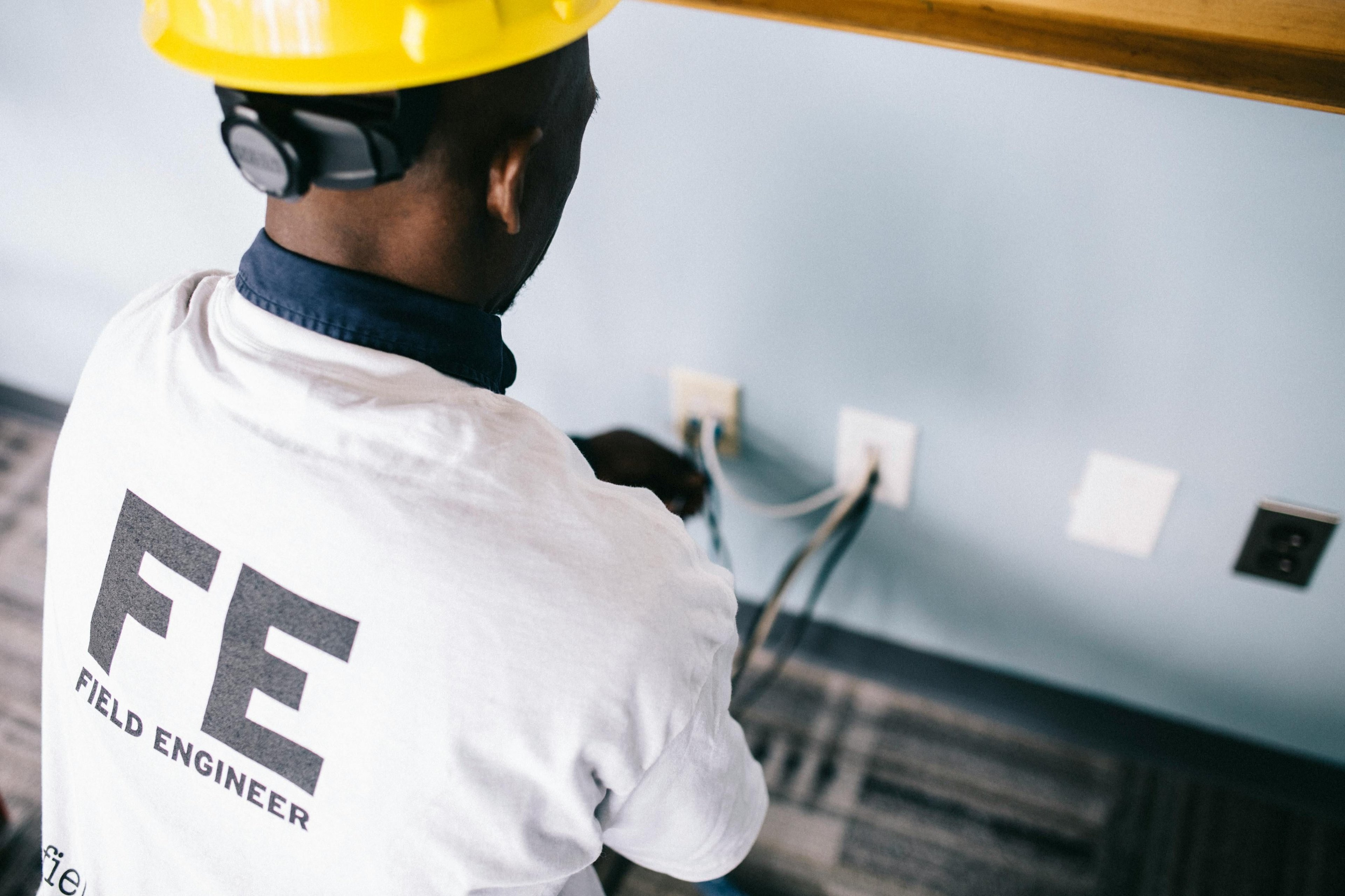Electrician in Dubai