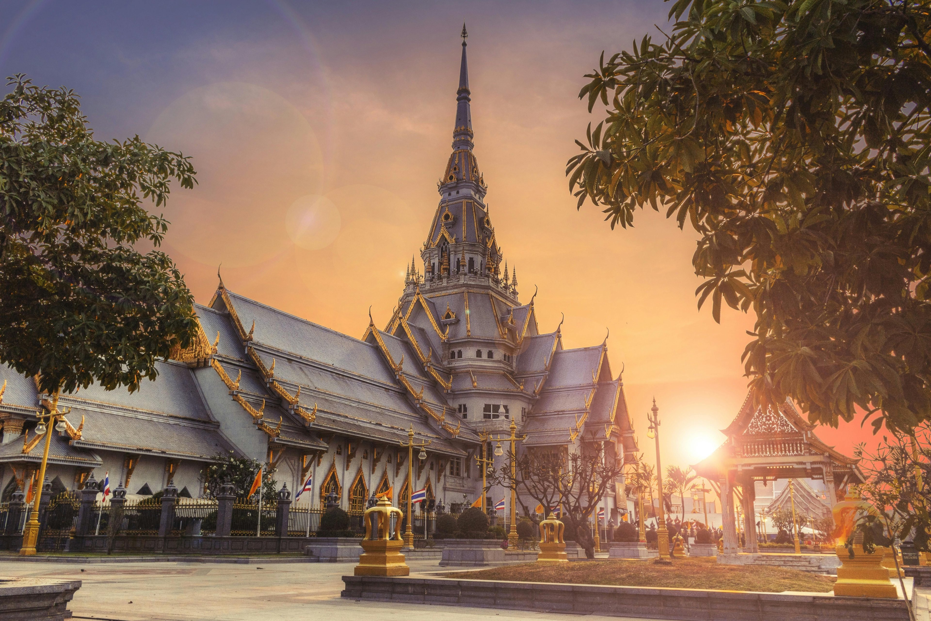 LOT wants to fly to Thailand