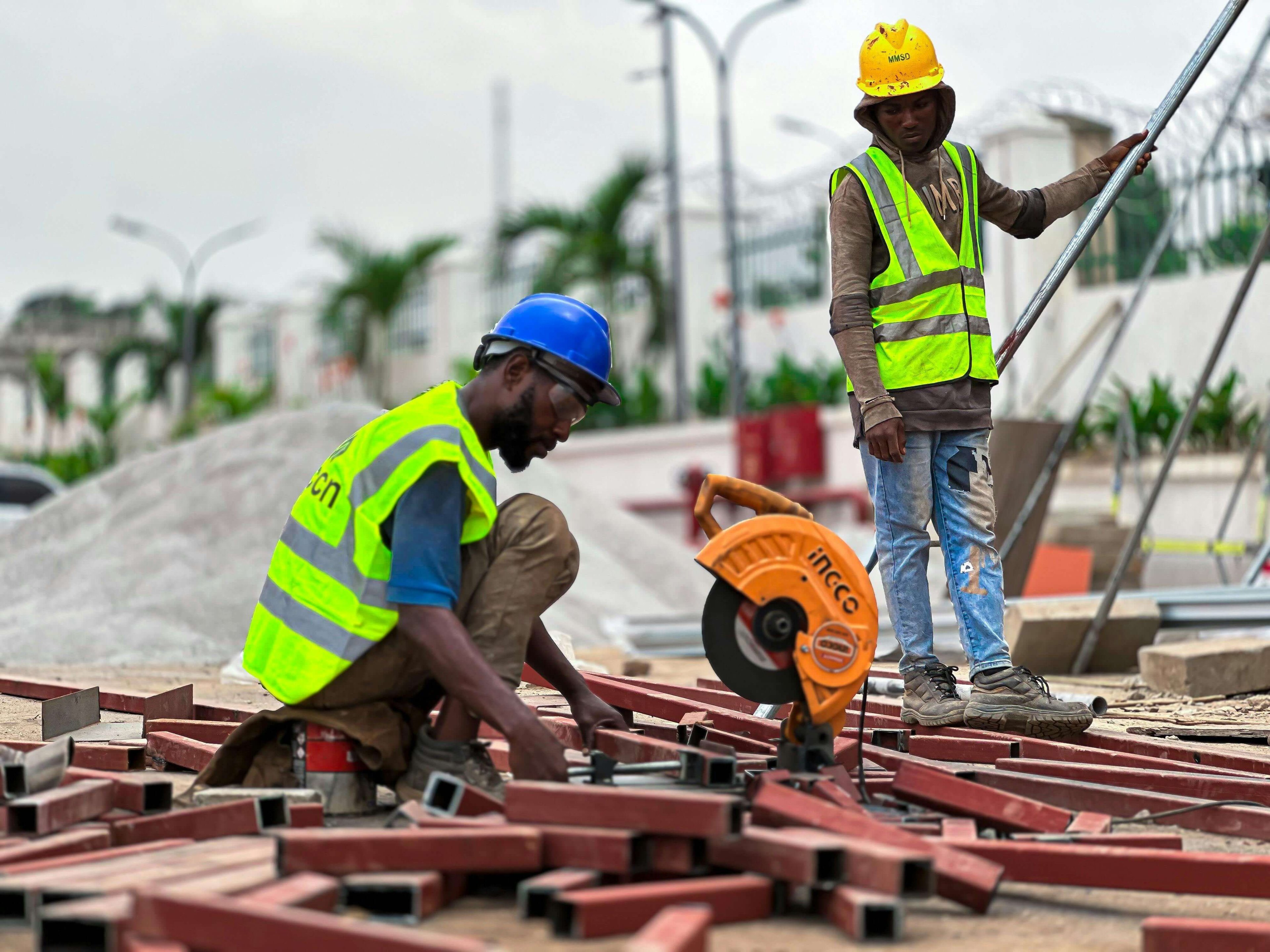 Muncitor in constructii in Dubai