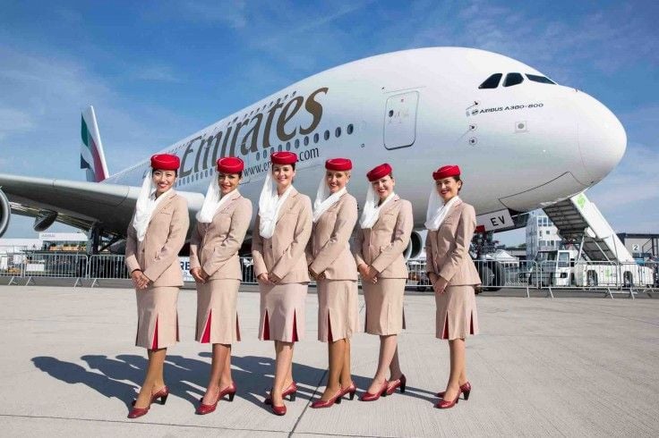 Stewardessa Emirates.