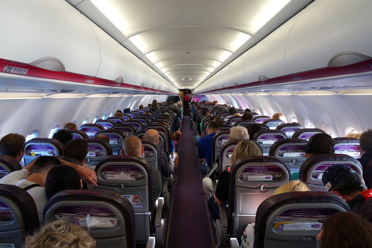 Samolot Wizz Air w środku