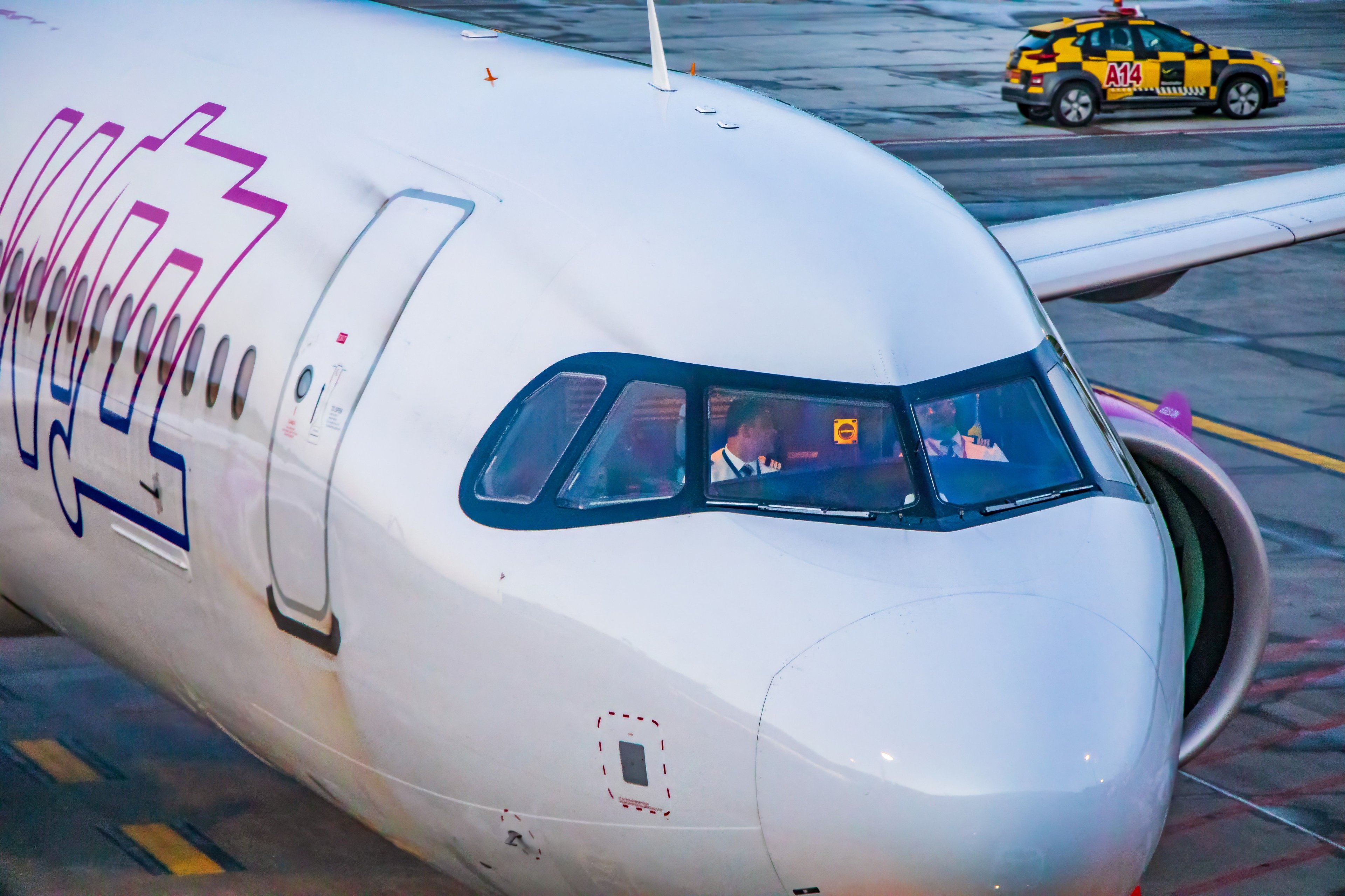 Kokpit samolotu Wizz Air