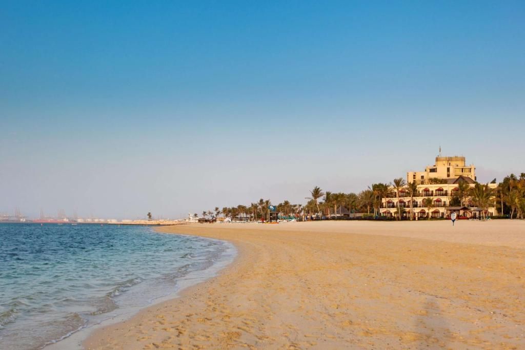 Plaża Jebel Ali Beach w Dubaju