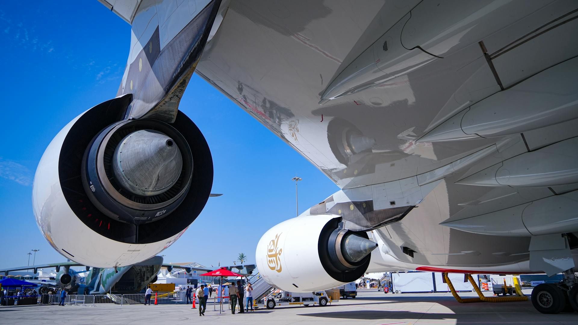 Samolot Emirates.