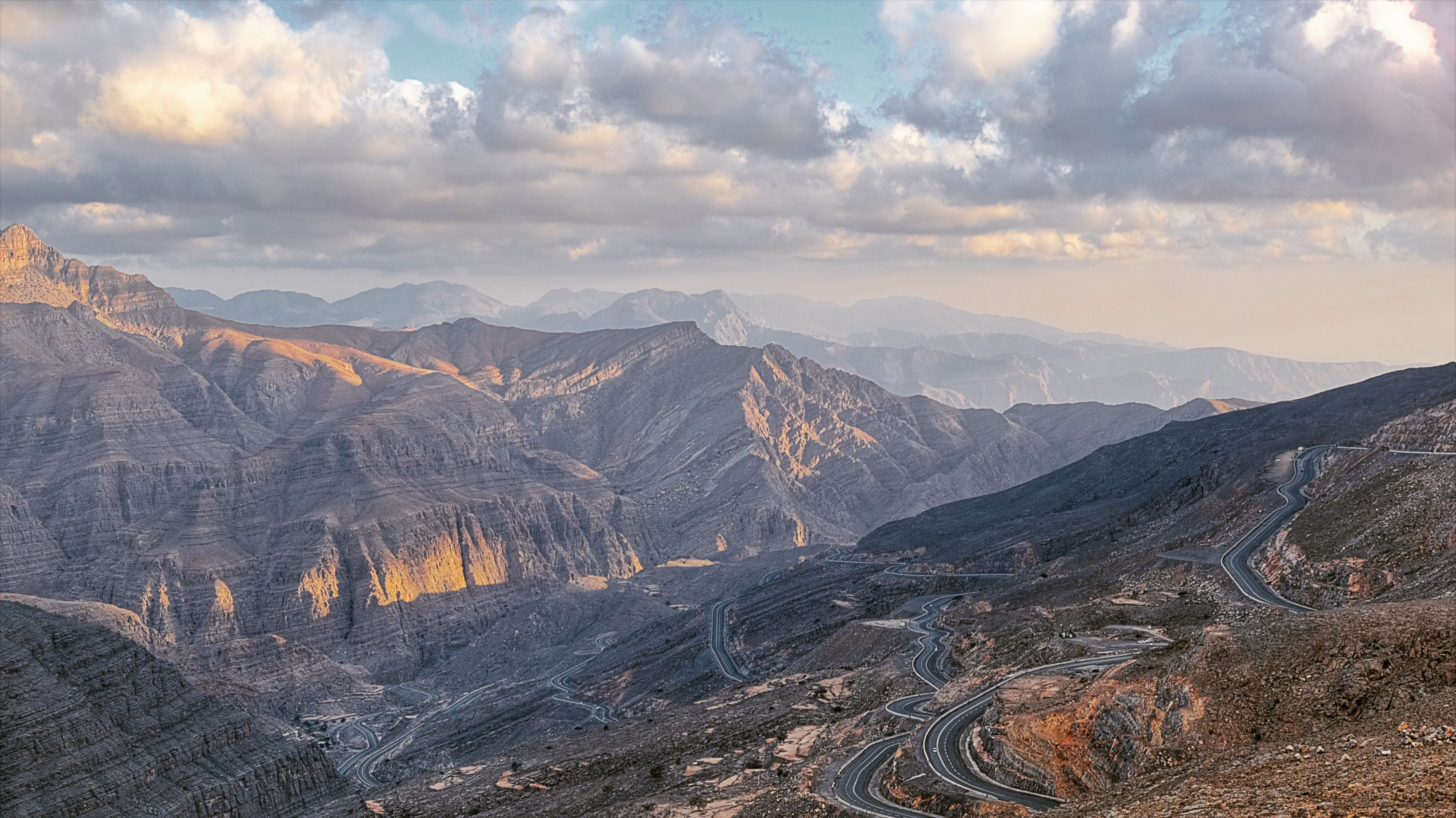 Priveliștea de pe vârful Jebel Jais
