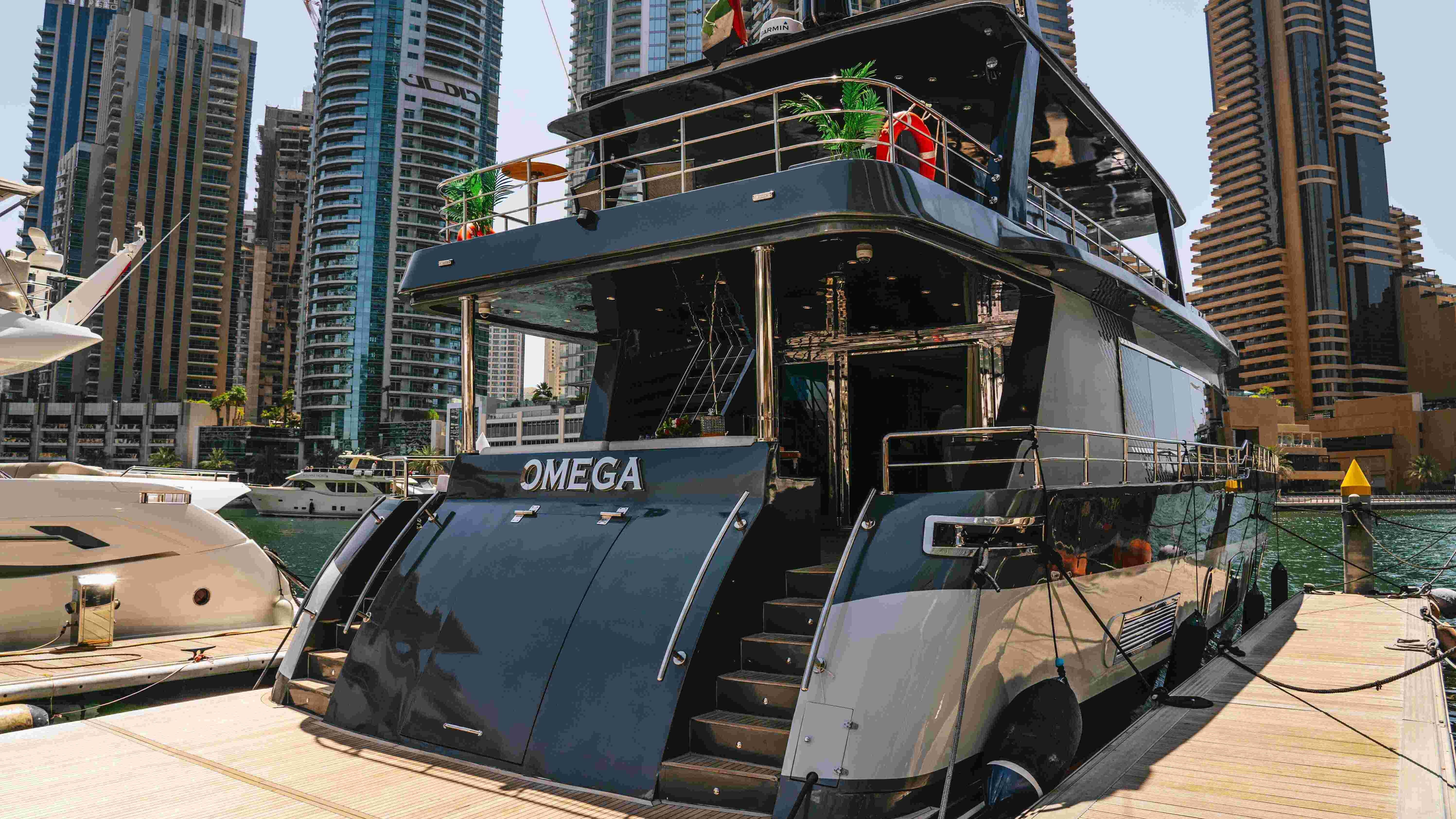 Yacht charter in Dubai.