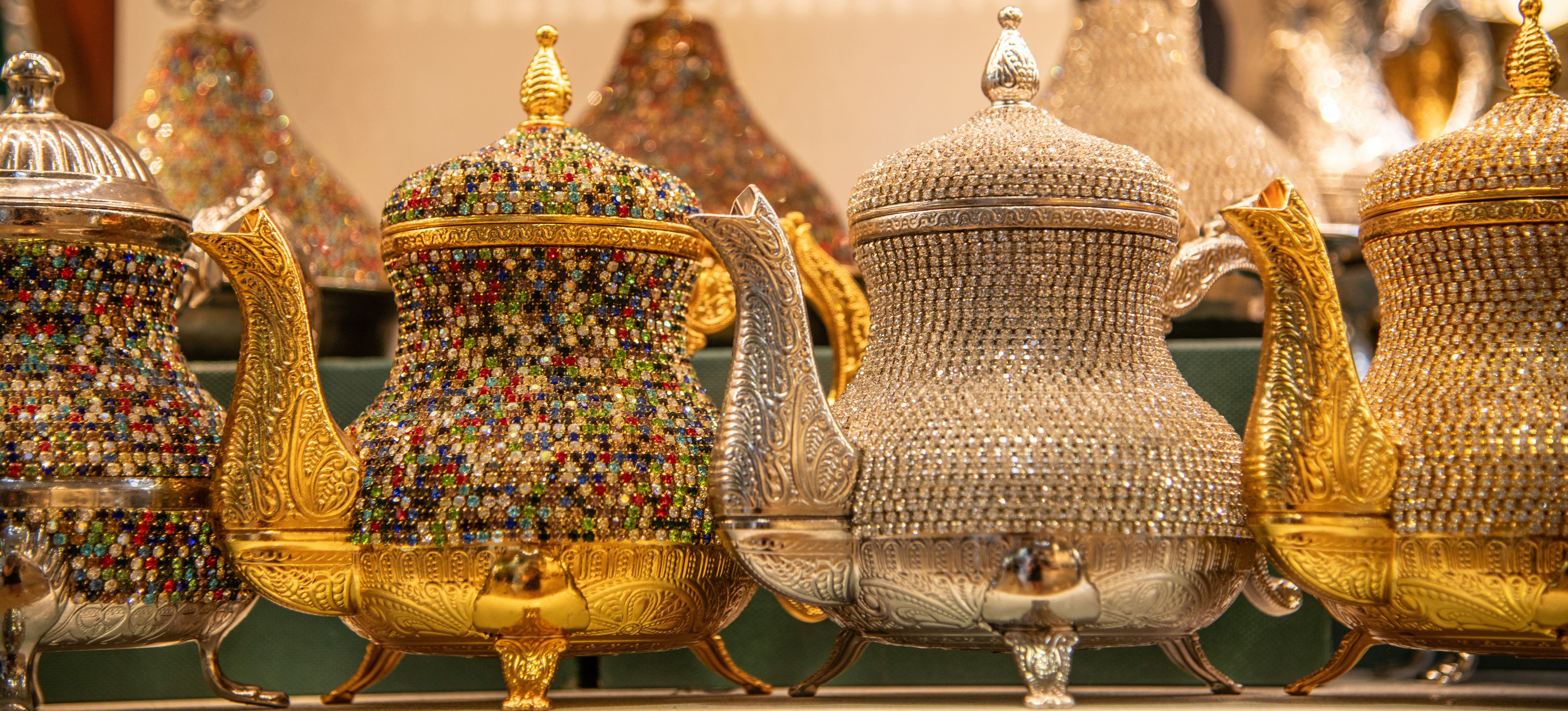 Unde să cumperi suveniruri în Abu Dhabi?