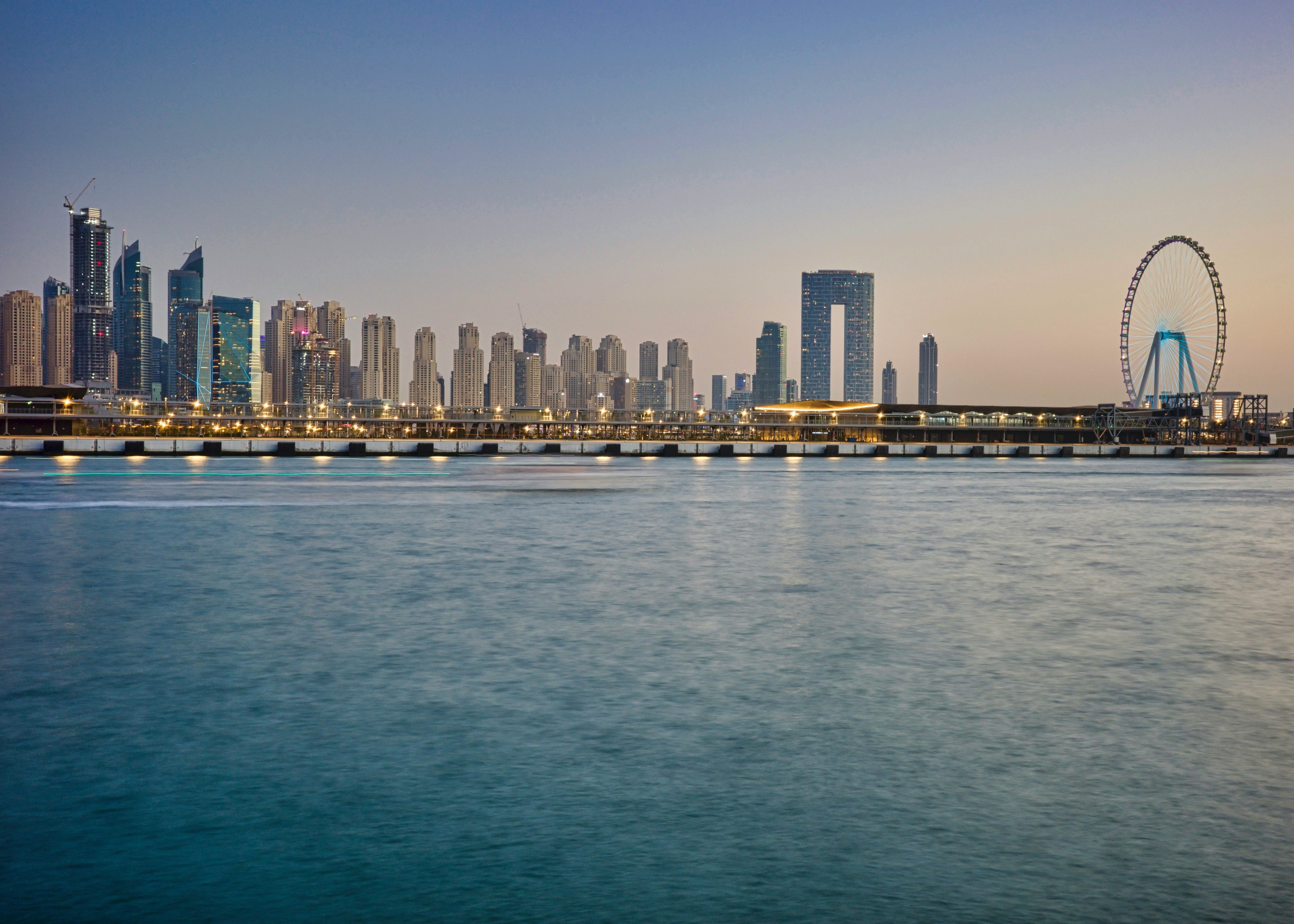 What should you bring to the beach in Dubai